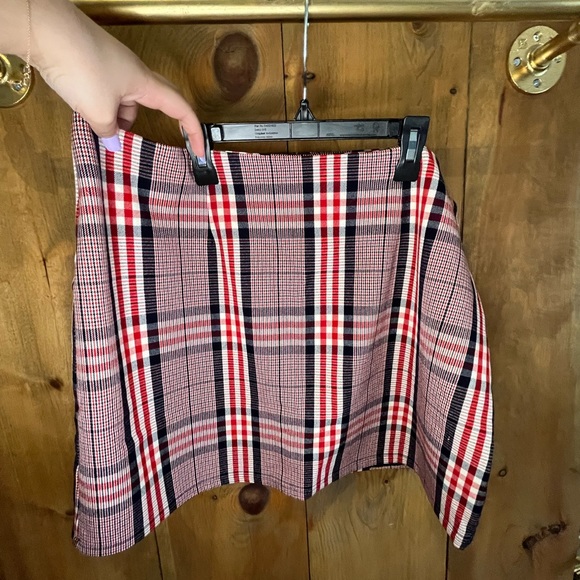Plaid skirt - Picture 2 of 5